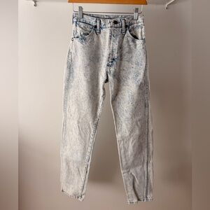 Vintage Wrangler High Rise Jeans Size 7 Made in USA Acid Wash